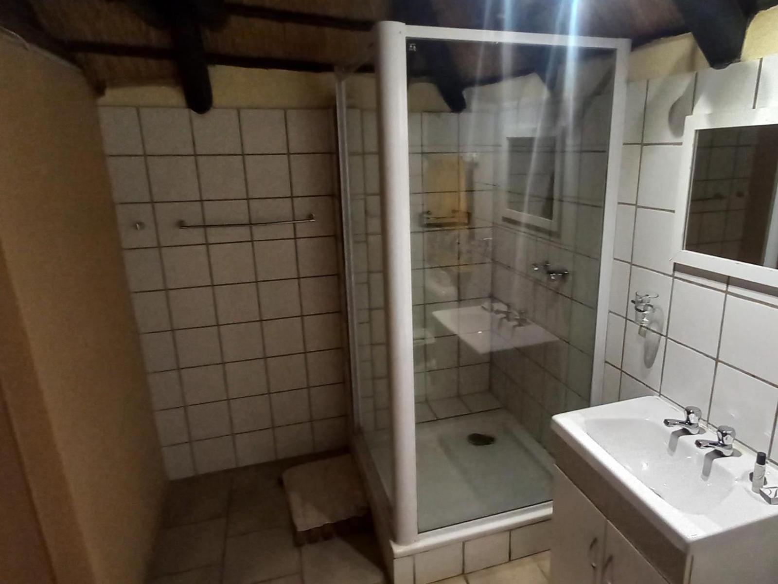 Ombinda Country Lodge Outjo Room photo