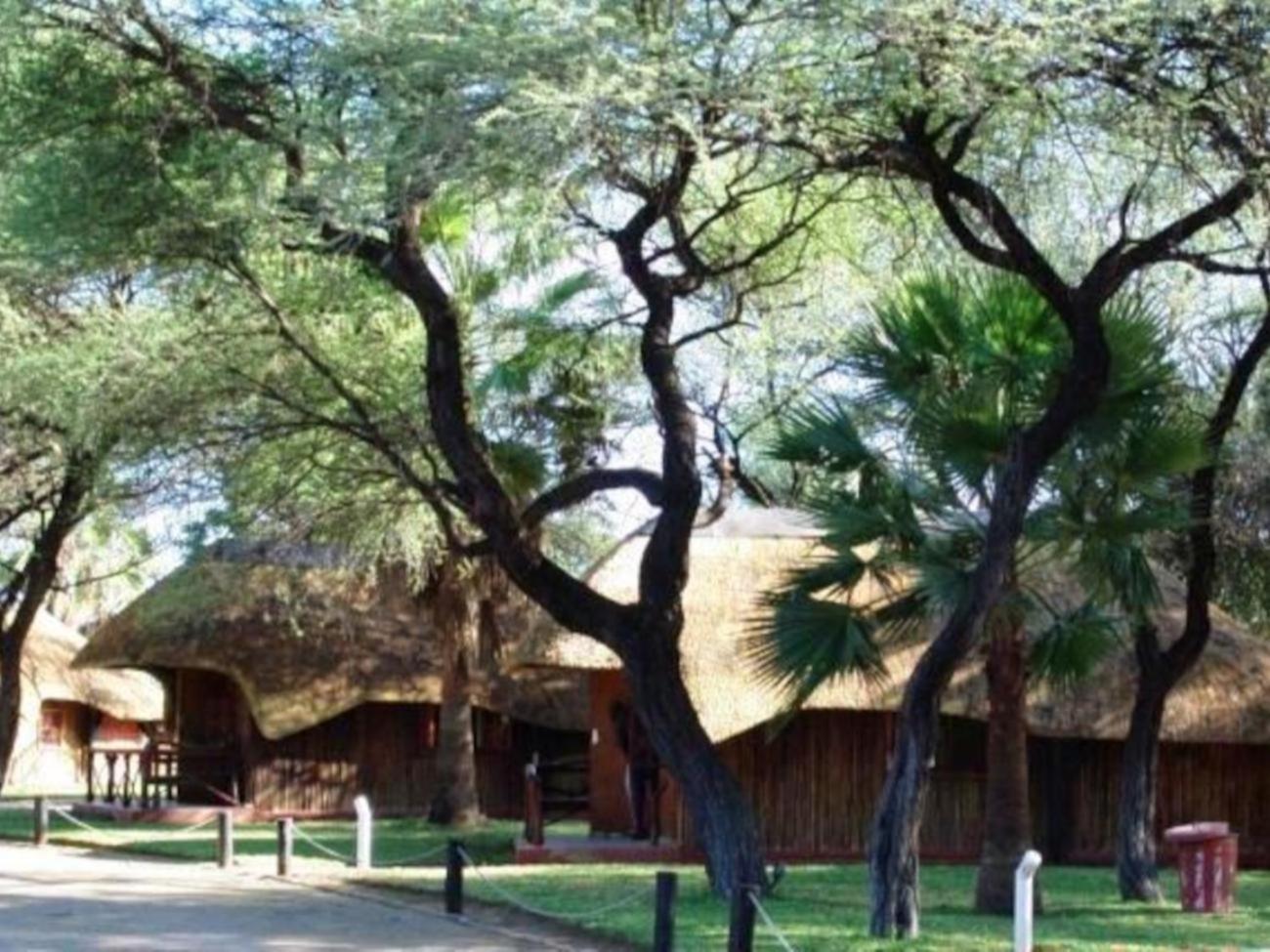 Ombinda Country Lodge Outjo Exterior photo