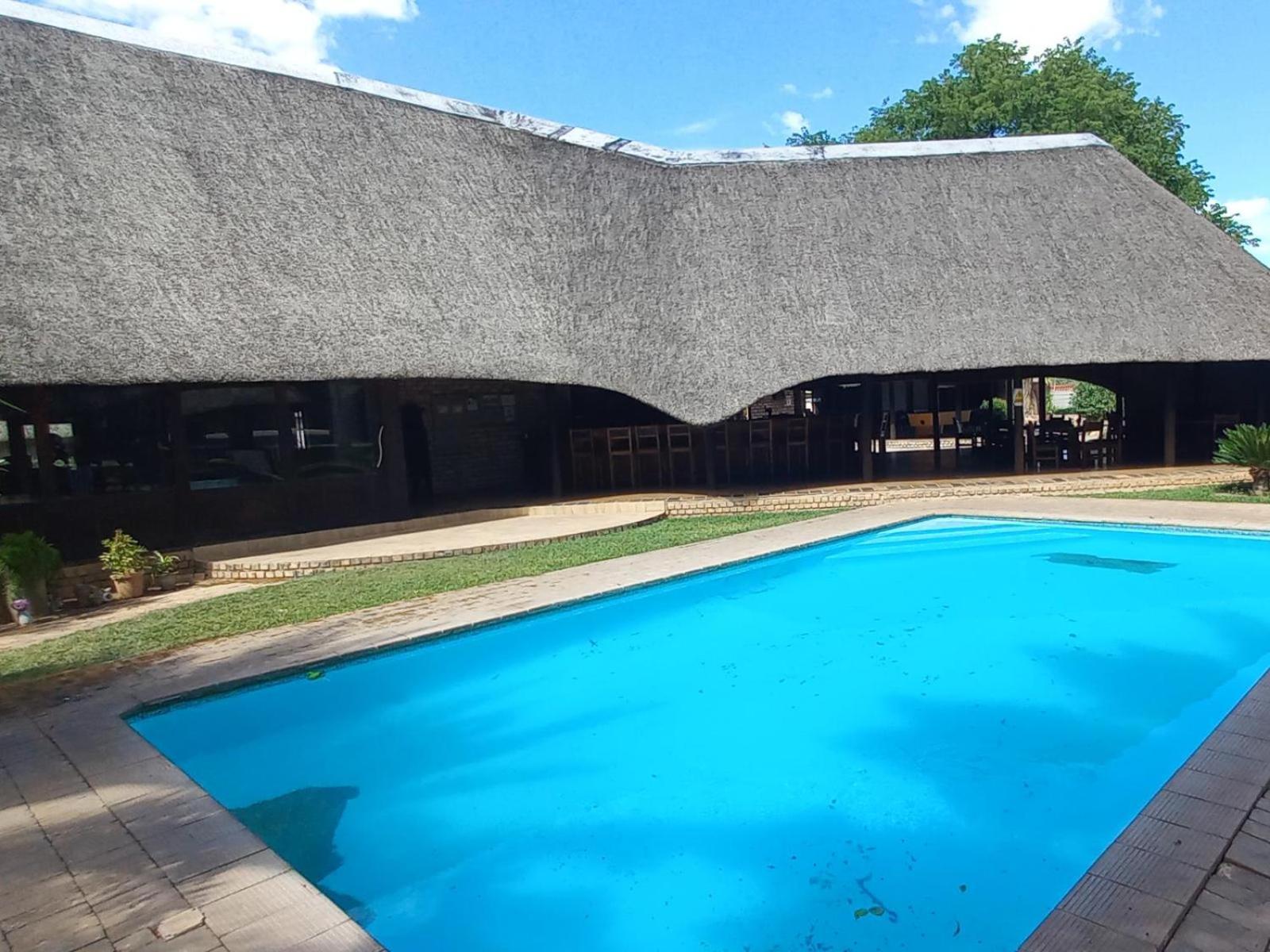 Ombinda Country Lodge Outjo Exterior photo