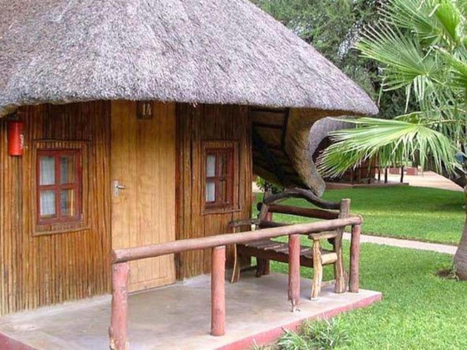 Ombinda Country Lodge Outjo Exterior photo